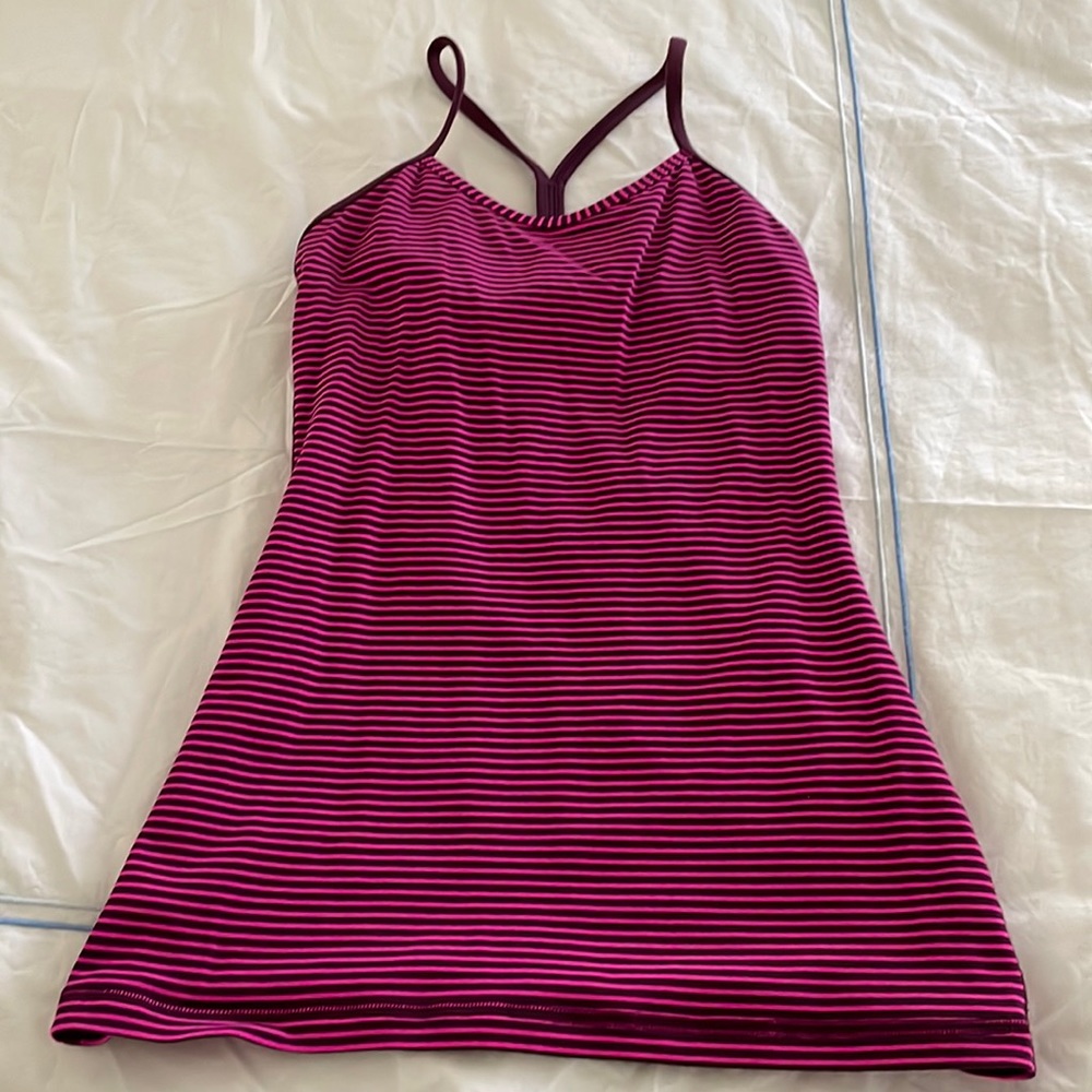Lululemon tank